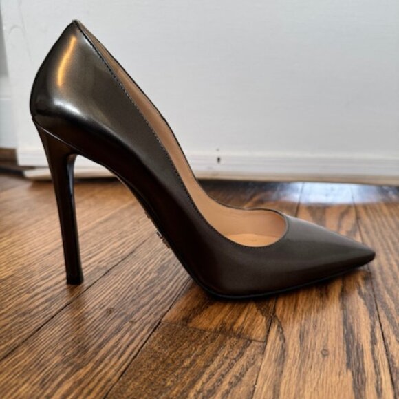 Prada Patent Leather Pumps - Picture 7 of 7
